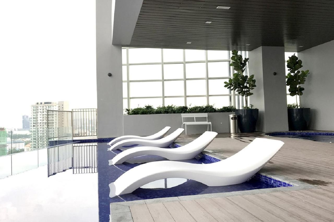 The Azure Residences 3A Paradigm Mall Pj 83A By Warm Home Petaling Jaya Extérieur photo